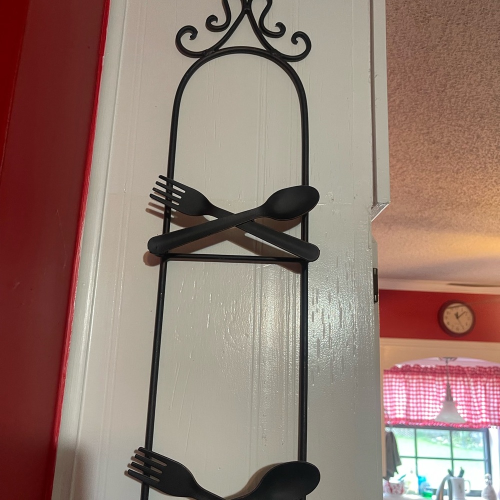 Brown/Black Metal Wall Decor Plate Display Holder